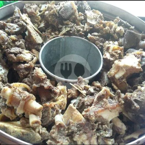 Bakso Dengan Banyak Tetalan